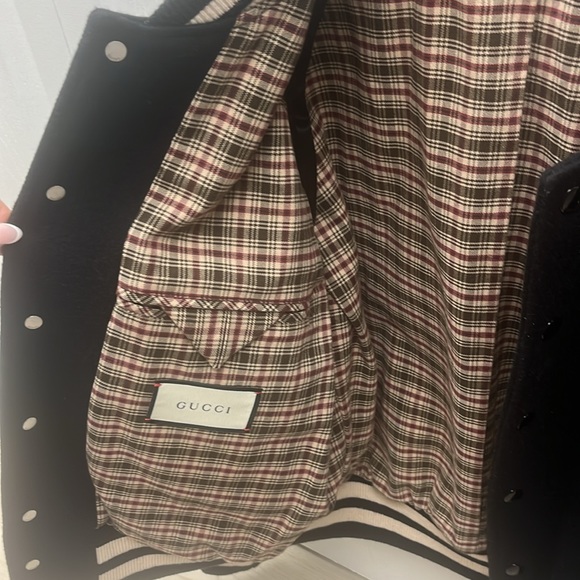 I bought this for my husband and it is too big - Picture 2 of 7